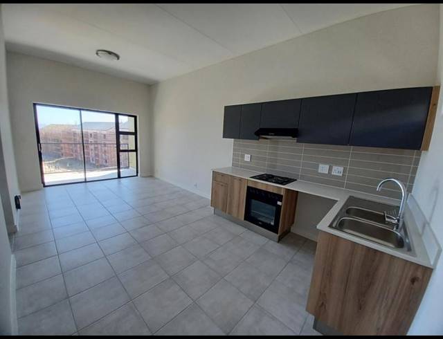 2 BEDROOM PROPERTY TO RENT IN GREENBAY ECO ESTATE